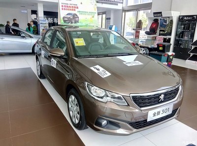 定格幸福瞬间 17款手动幸福版汽车新车随拍纪实